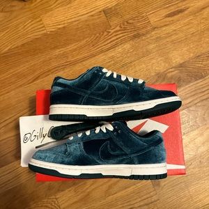 SOLD - W Nike Dunk Low - Dark Atomic Teal